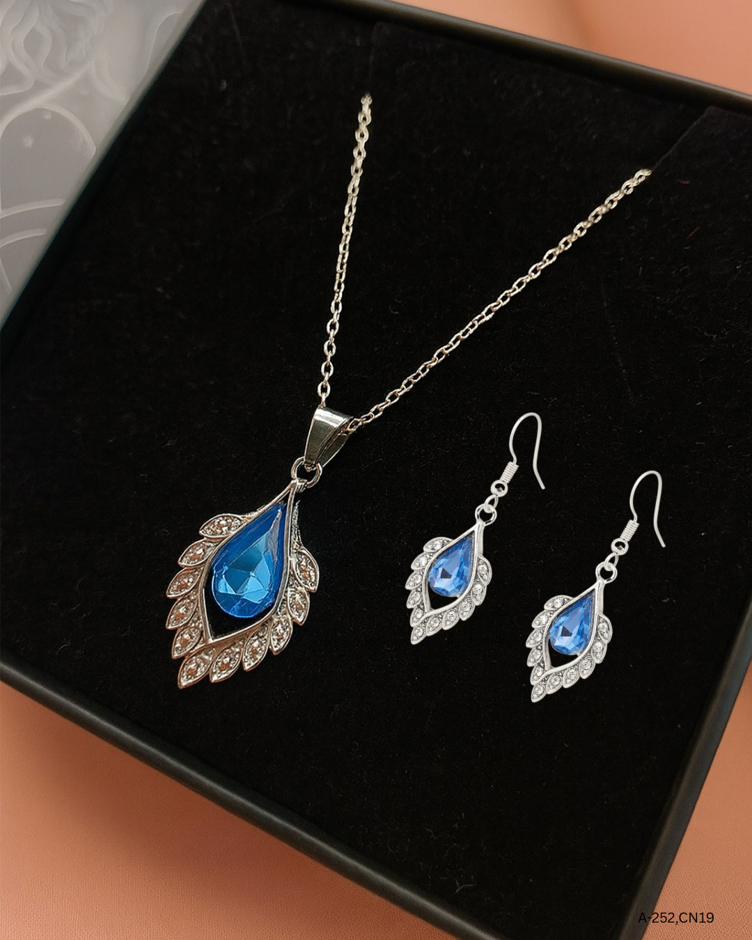 Blue Teardrop Pendant & Earring Set – Premium Alloy Fashion Jewelry