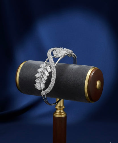 Silver Crystal Open Cuff Bracelet – Premium Fashion Jewelry